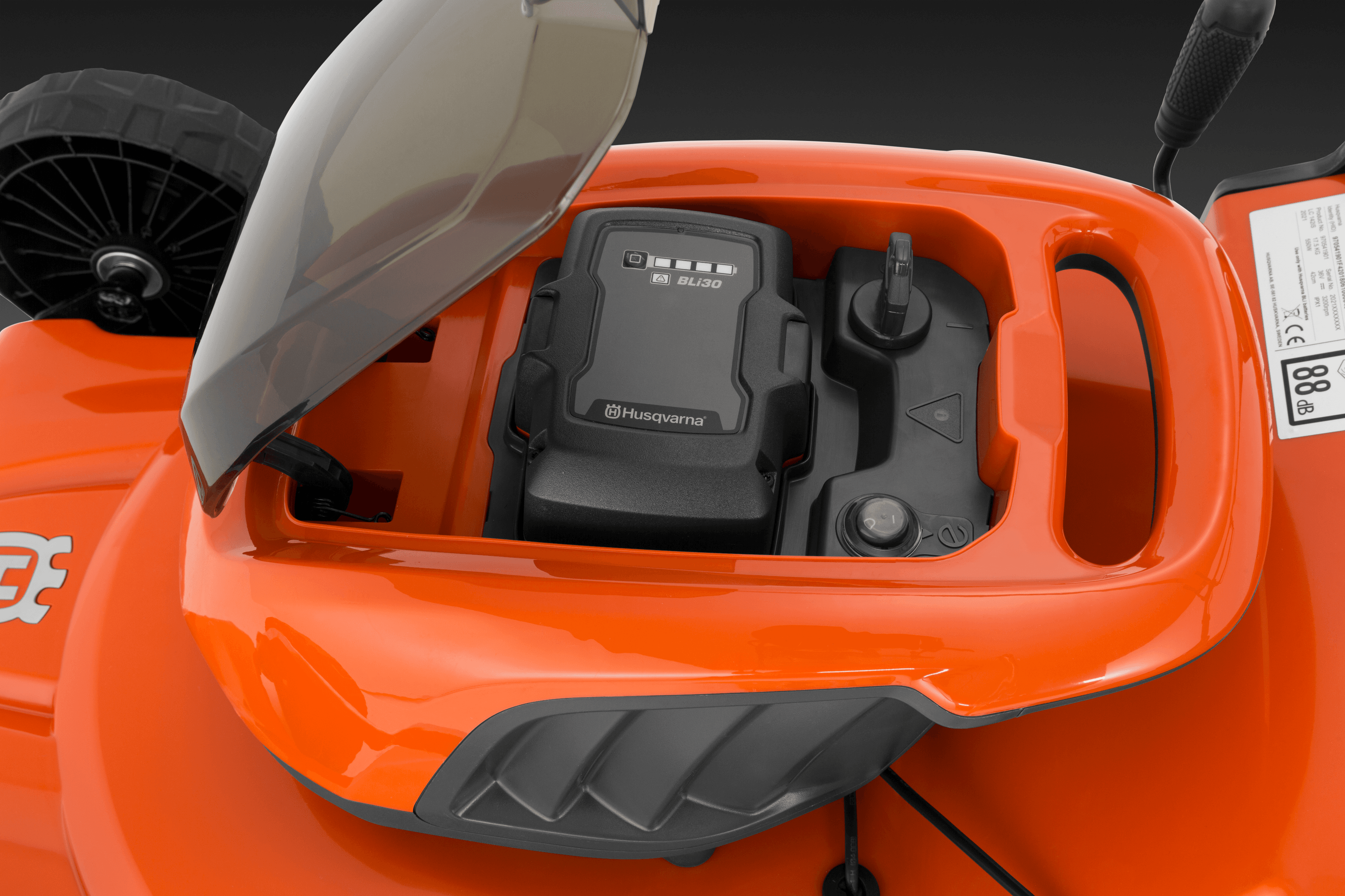 LC 142i with battery and charger image 3